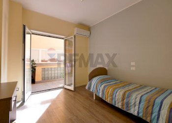 Camera / camera da letto - Locale Commerciale Pappalettere
 
20, Barletta - foto 13