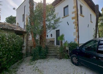 Foto 9 - Villa FRAZIONE MONTICELLI
 
247, Ascoli Piceno - photo 9