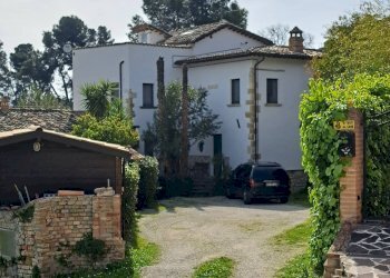 Foto 40 - Villa FRAZIONE MONTICELLI
 
247, Ascoli Piceno - photo 40