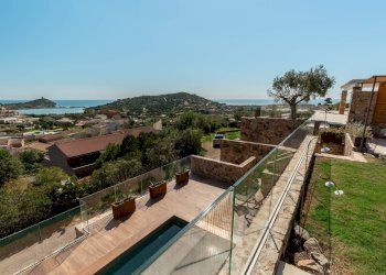 vista dal giardino sul panorama e piscina - Villa a Schiera Viale Belvedere
 
snc, Domus De Maria - foto 10
