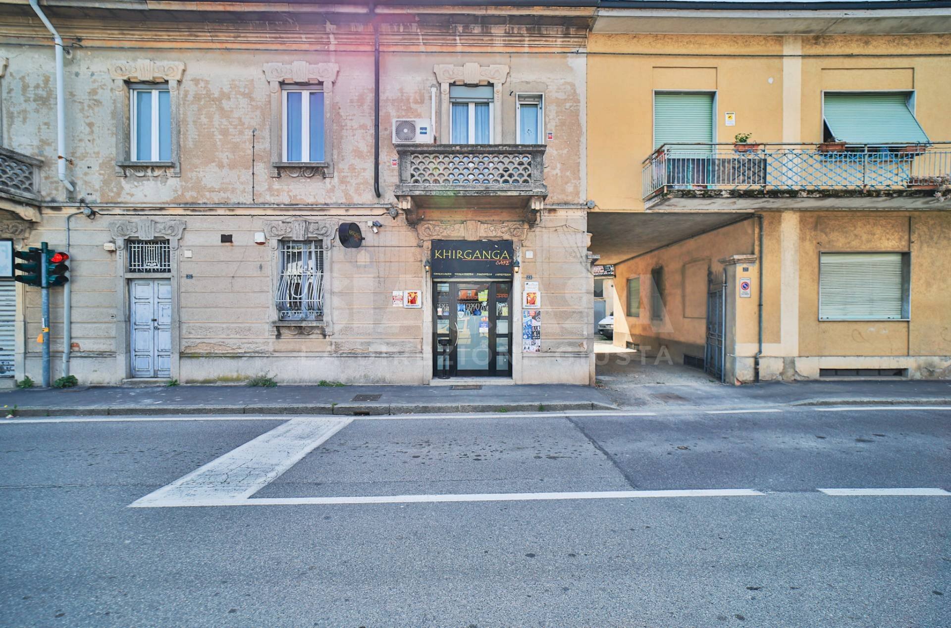 Foto 2 - Negozio Caponago - foto 2