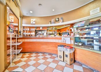 Foto 4 - Negozio Caponago - foto 4