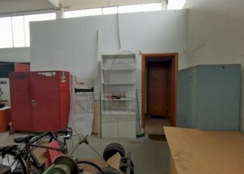 Interno non residenziale - Magazzino via dell'Artigianato, Verucchio - foto 8