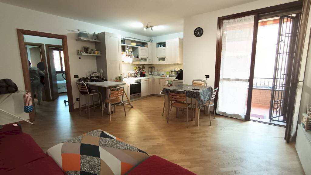 Salone - Three-room apartment Crevalcore - photo 1