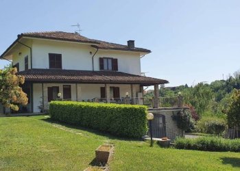 Giardino - Villa via Vallerana, Acqui Terme - foto 1