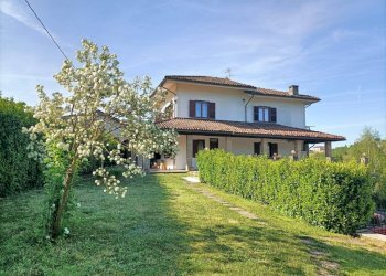 Facciata - Villa via Vallerana, Acqui Terme - foto 1