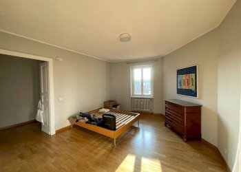 Camera da letto - Three-room apartment via Vittorio Emanuele II, 32, Chieri - photo 10