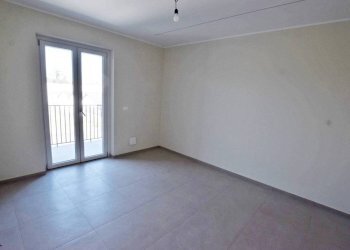 Camera da letto - Three-room apartment via Saluzzo, 3, Mondovì - photo 8