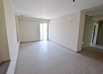 Cucina - Appartamento via Saluzzo, 3, Mondovì - foto 10