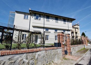 Facciata - Four-room apartment via Saluzzo, 3, Mondovì - photo 1