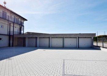 Cortile interno - Four-room apartment via Saluzzo, 3, Mondovì - photo 6