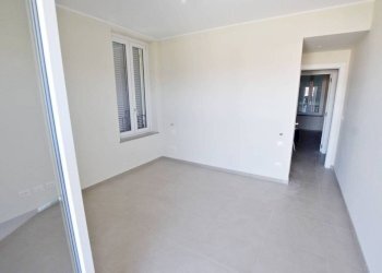 Camera da letto - Appartamento via Saluzzo, 3, Mondovì - foto 10