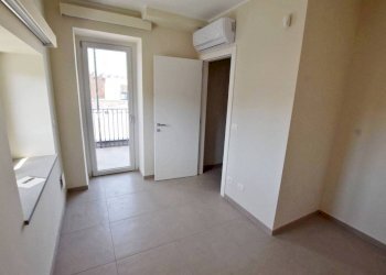Camera da letto - Trilocale via Saluzzo, 3, Mondovì - foto 8