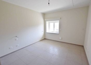 Camera da letto - Four-room apartment via Saluzzo, 3, Mondovì - photo 12