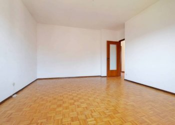 Camera da letto - Four-room apartment via Roma, 90, Pianfei - photo 7