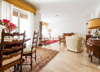 Salone - Appartamento via di Serretto, Genova (zona Quarto) - foto 2