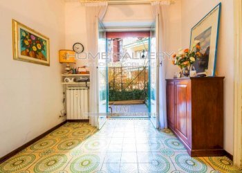 Sala da pranzo - Appartamento via di Serretto, Genova (zona Quarto) - foto 5