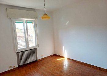 Camera da letto - Trilocale via del Sole, 3, Bologna (zona Corticella) - foto 4