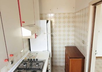 Cucina - Trilocale via del Sole, 3, Bologna (zona Corticella) - foto 6