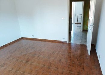 Camera da letto - Trilocale via del Sole, 3, Bologna (zona Corticella) - foto 8