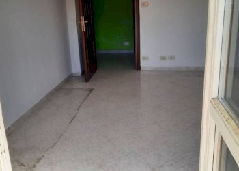 Camera da letto - Bilocale via Arnaldo da Brescia, 61, Torino (zona Lingotto) - foto 15
