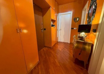 Corridoio - Three-room apartment corso Cosenza, 68, Torino (neighborhood Santa Rita) - photo 2