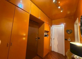 Corridoio - Three-room apartment corso Cosenza, 68, Torino (neighborhood Santa Rita) - photo 3