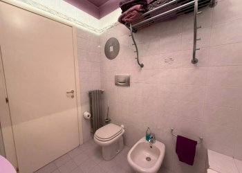 Bagno - Trilocale corso Cosenza, 68, Torino (zona Santa Rita) - foto 18