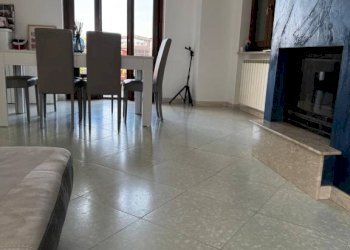 Salone - Quadrilocale via Bosco Lucarelli, San Giorgio del Sannio - foto 1