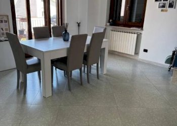 Salone - Quadrilocale via Bosco Lucarelli, San Giorgio del Sannio - foto 8