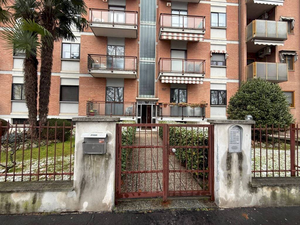 Facciata - Trilocale corso Giulio Cesare, 357, Torino - foto 2