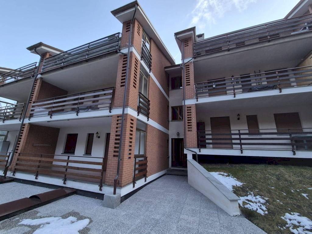 Facciata - Bilocale via delle Gure, Fenestrelle - foto 3