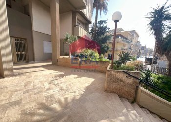 Foto 1 - Appartamento Via Argenteria angolo via Sant'Anna
 
1, Erice - foto 1