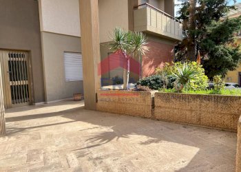 Foto 2 - Appartamento Via Argenteria angolo via Sant'Anna
 
1, Erice - foto 2