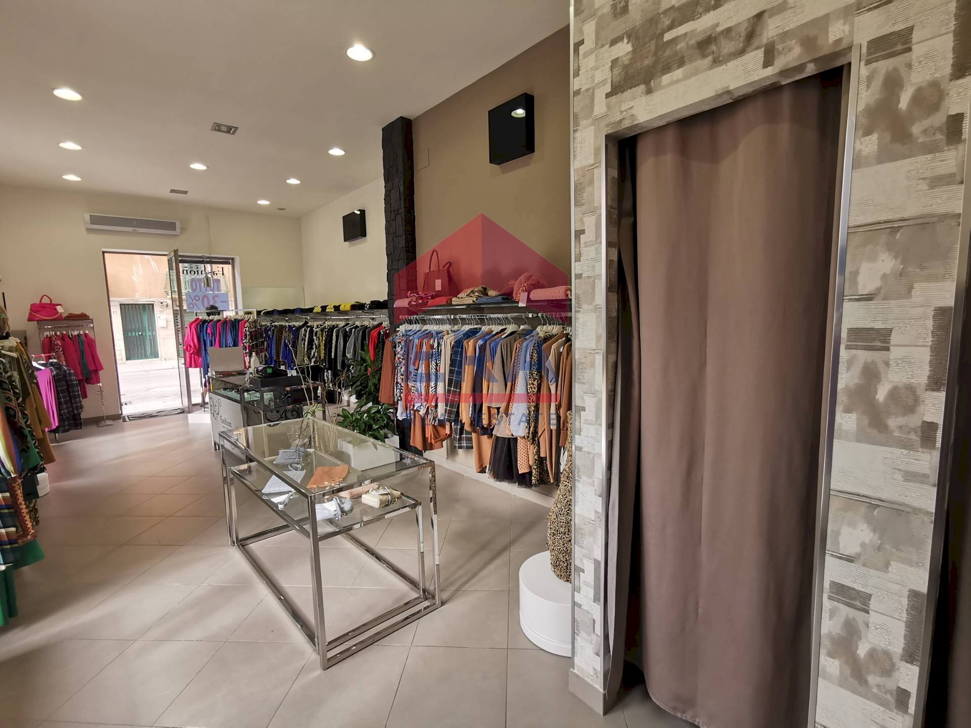 Locale - Locale Commerciale Via Nino Bixio, Trapani - foto 3