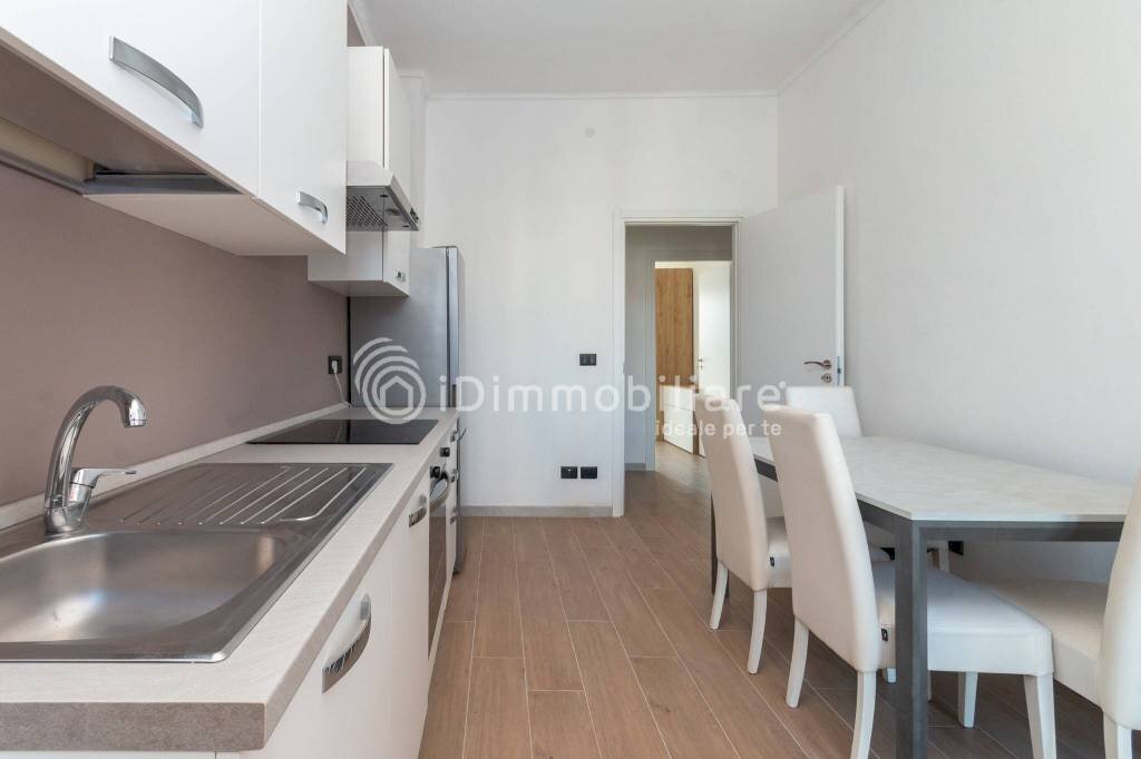 Cucina - Two-room apartment via Monte Rosa, 117, Torino (neighborhood Barriera Milano) - photo 3