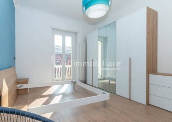 Camera da letto - Two-room apartment via Monte Rosa, 117, Torino (neighborhood Barriera Milano) - photo 13