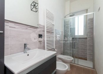 Bagno - Two-room apartment via Monte Rosa, 117, Torino (neighborhood Barriera Milano) - photo 19