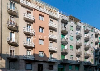 Facciata - Two-room apartment via Monte Rosa, 117, Torino (neighborhood Barriera Milano) - photo 25