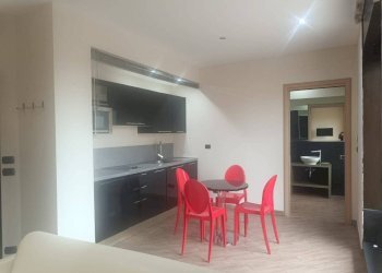 Salone - One-room apartment via San Francesco d'Assisi, 22, Torino (neighborhood Centro) - photo 8