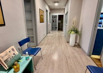 Ingresso - Ufficio via della Repubblica, 25, Biella - foto 3