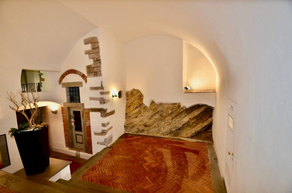 Interno palazzo - Bilocale piazza Mercato delle Scarpe, Bergamo (zona Città Alta) - foto 3