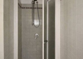 Bagno - Bilocale piazza Mercato delle Scarpe, Bergamo (zona Città Alta) - foto 11