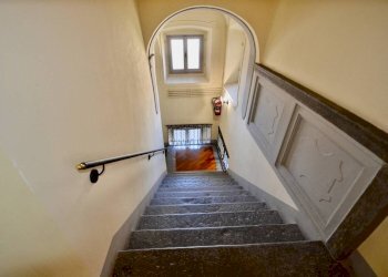 Interno palazzo - Two-room apartment piazza Mercato delle Scarpe, Bergamo (neighborhood Città Alta) - photo 15