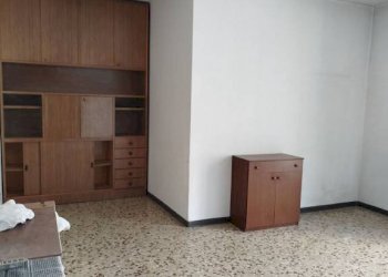 Stanza non arredata - Three-room apartment via Ezio Vanoni, 10, Sondrio - photo 4