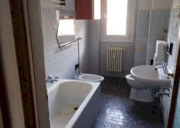 Bagno - Three-room apartment via Ezio Vanoni, 10, Sondrio - photo 9