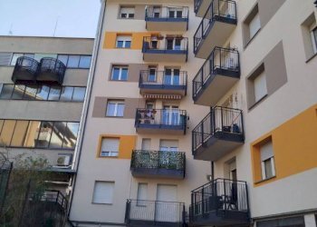 Facciata - Three-room apartment via Ezio Vanoni, 10, Sondrio - photo 14