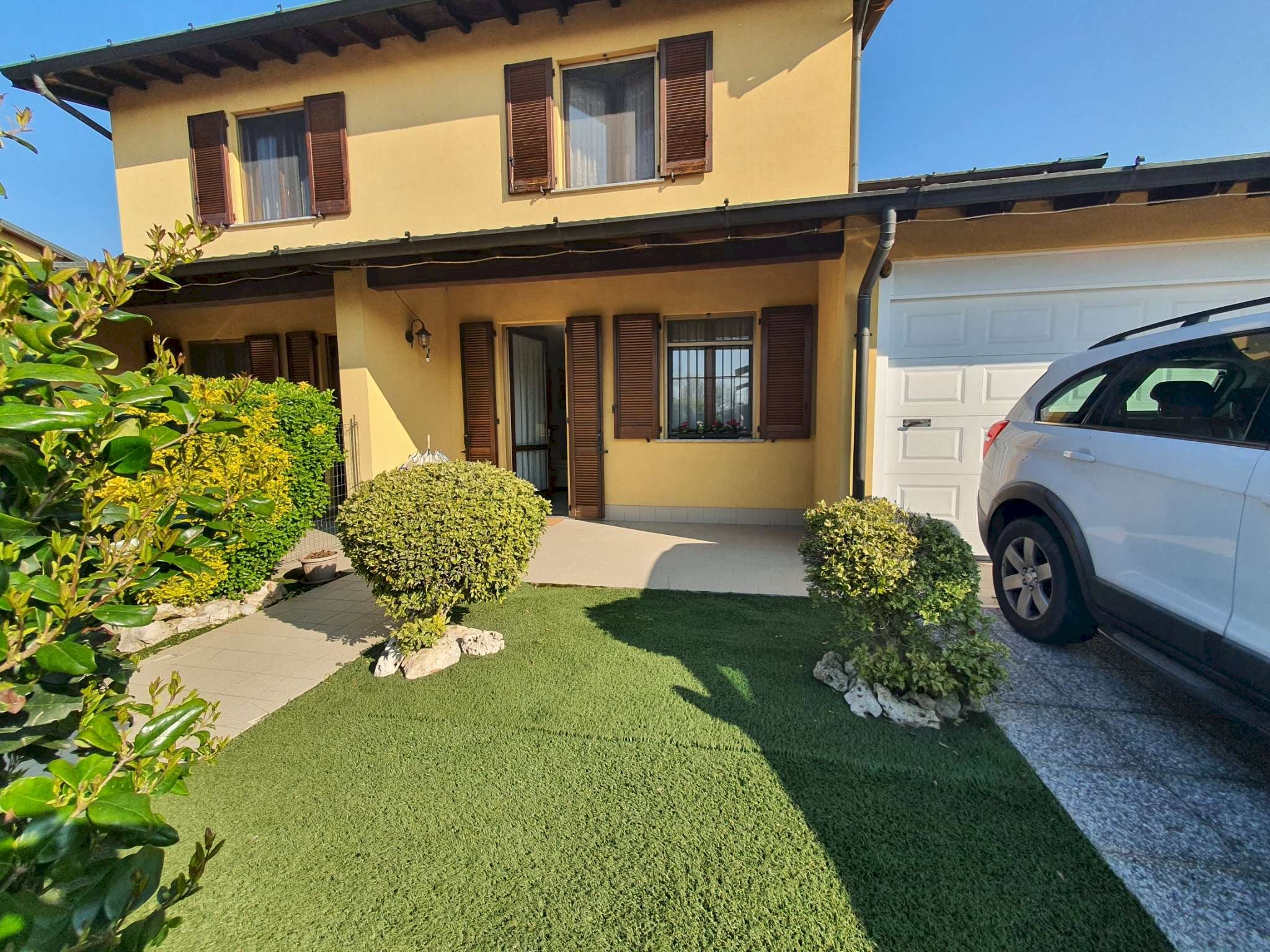 Facciata - Semi-detached Villa via Mons. Gatti, Boffalora d'Adda - photo 1