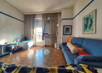 Salone - Appartamento corso Galileo Ferraris, Cuneo (zona Donatello) - foto 8