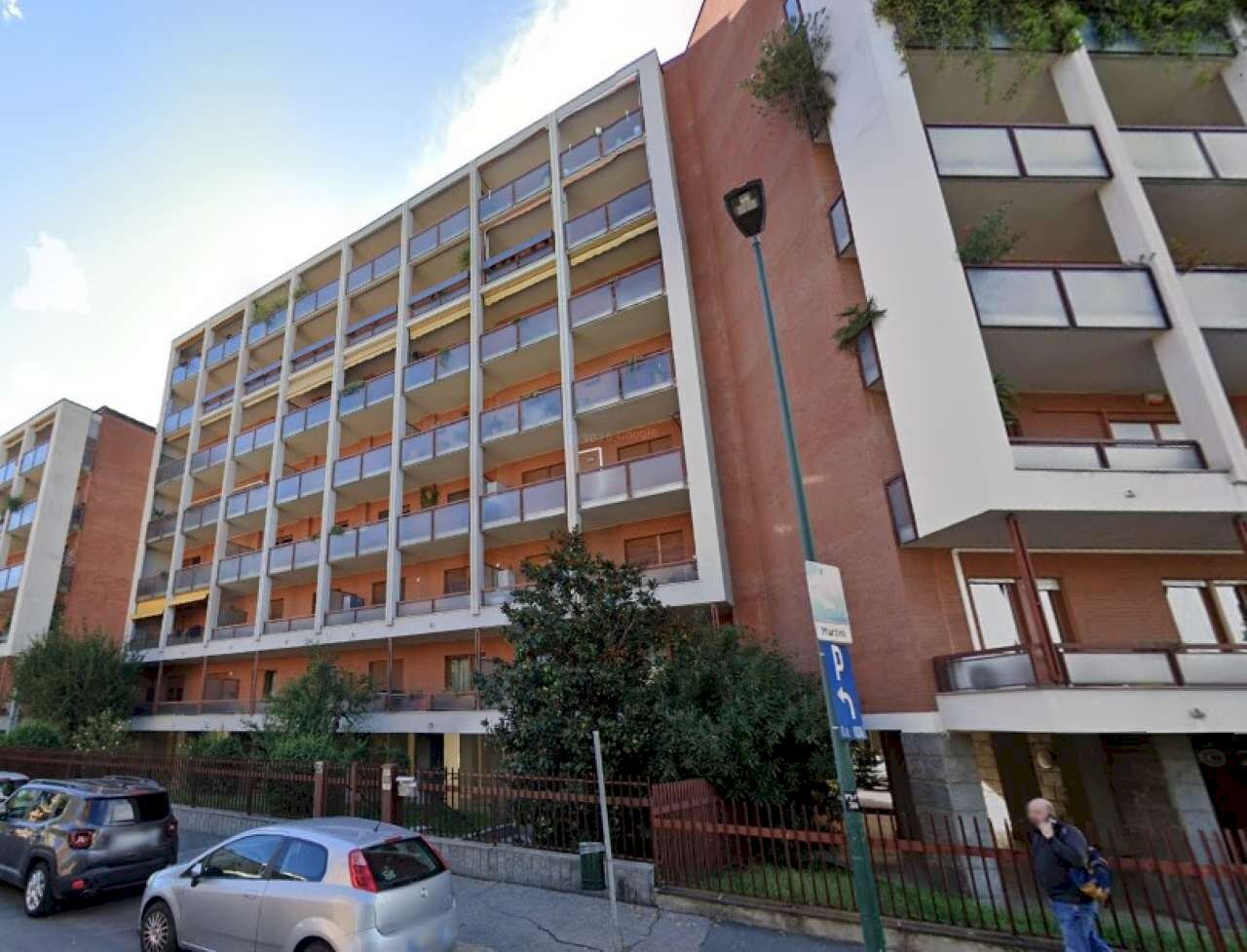 Immagine 2026-03-25 170828 - Four-room apartment at auction via Luigi Ferdinando Marsigli, 82, Torino (neighborhood Pozzo Strada) - photo 1